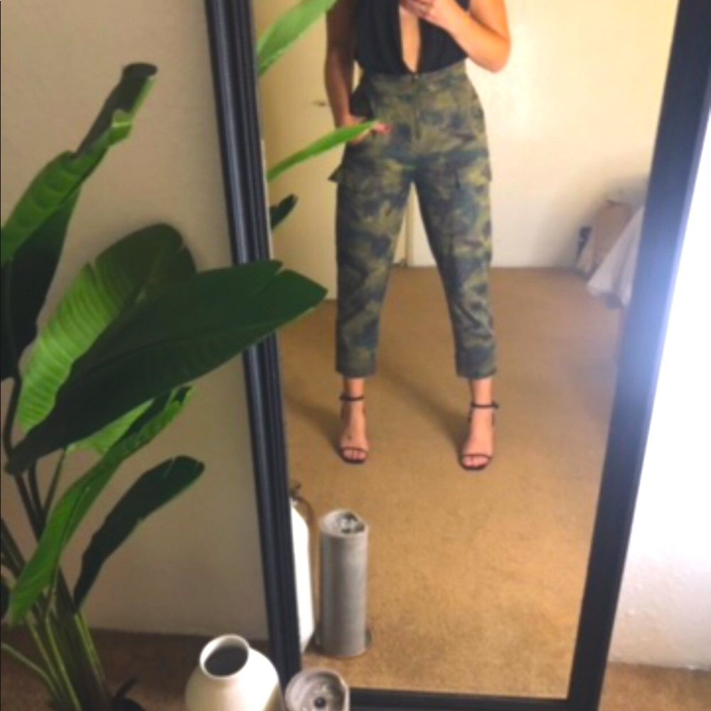 Urban Outfitters Camo Crop Cargo Capris - Olive Green